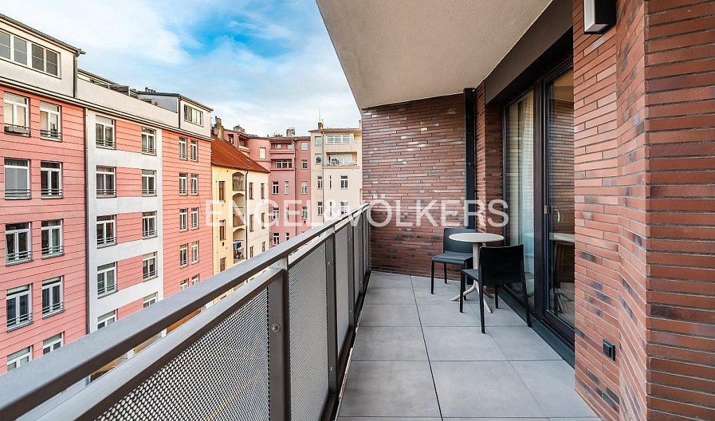 Prodej bytu 2+kk 67 m², Praha – náhled fotky 2