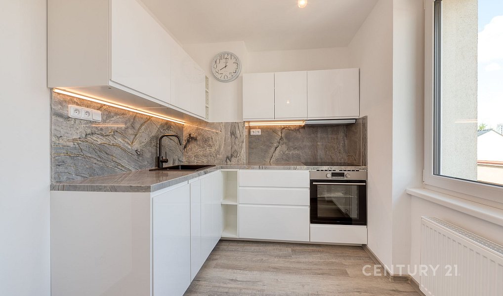Prodej bytu 2+1 56 m², Raisova, Nymburk