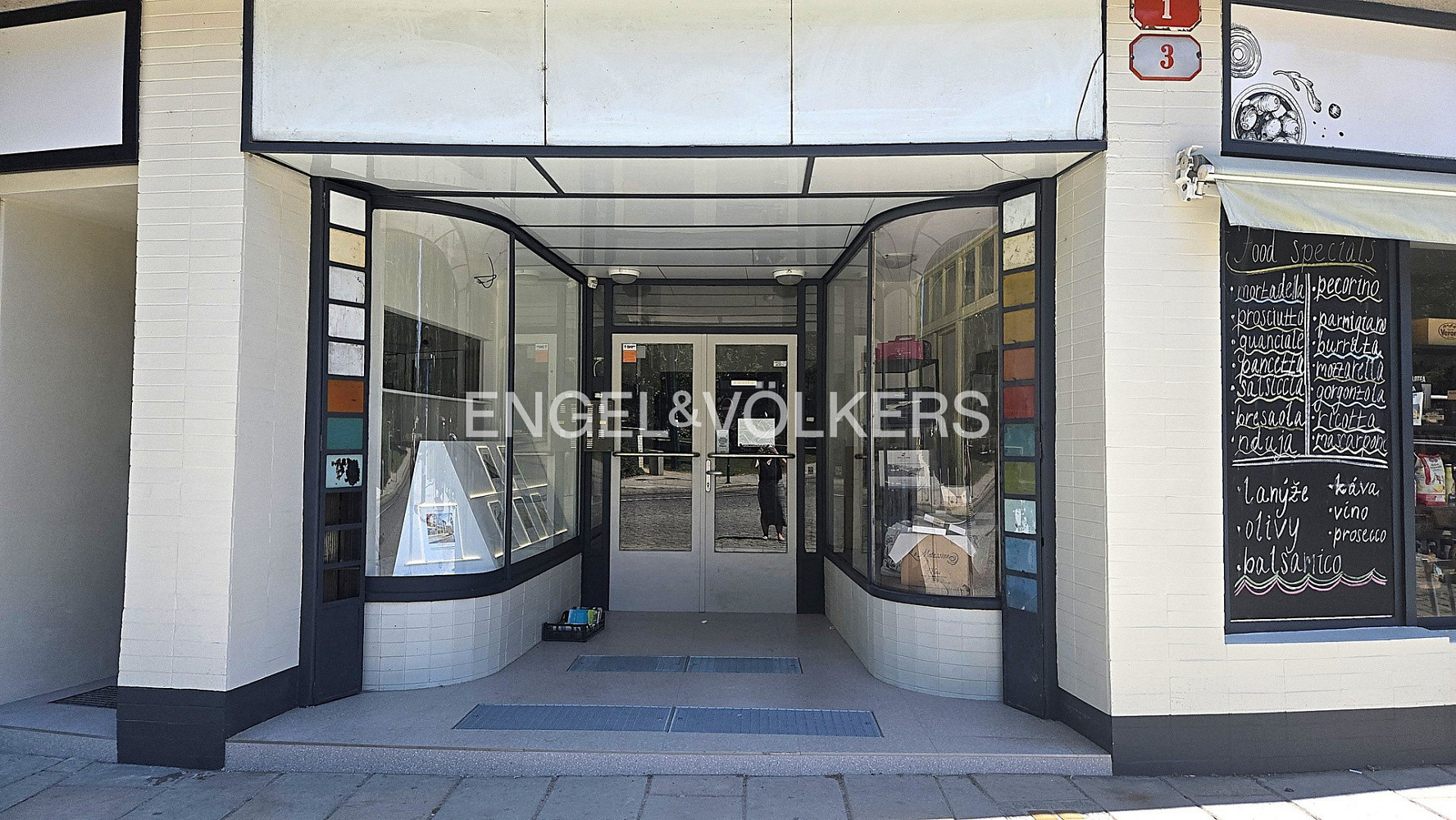 Pronájem skladovacích prostor 16 m² – fotografie 3