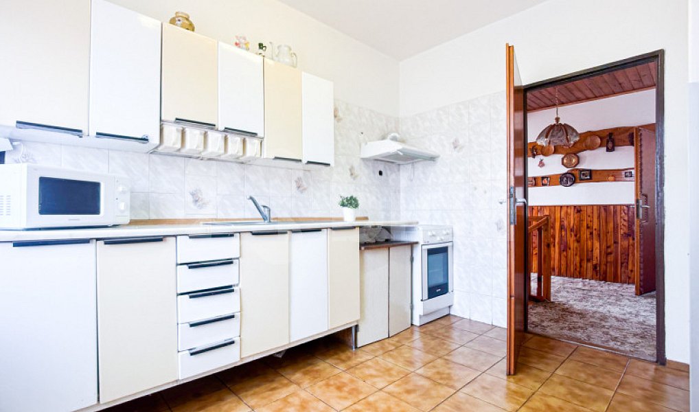 Prodej domu 150 m² s pozemkem 748 m², Tachov – náhled fotky 8
