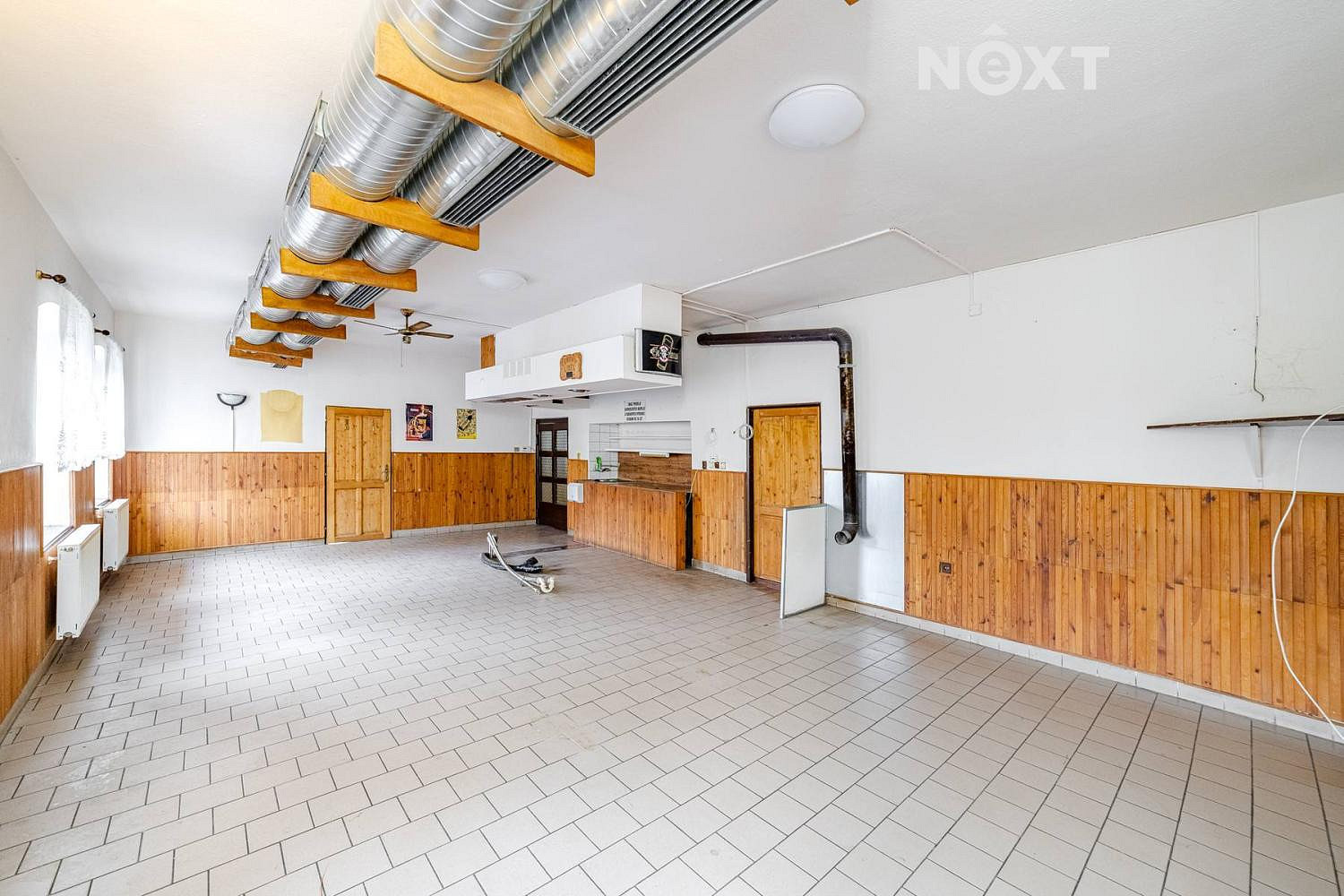 Prodej komerčního objektu (jiného typu) 325 m² — photo 3
