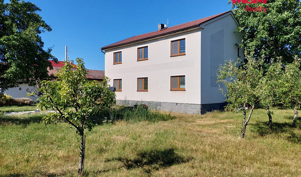 Prodej domu 195 m² s pozemkem 1 797 m², Nasavrky – náhled fotky 3