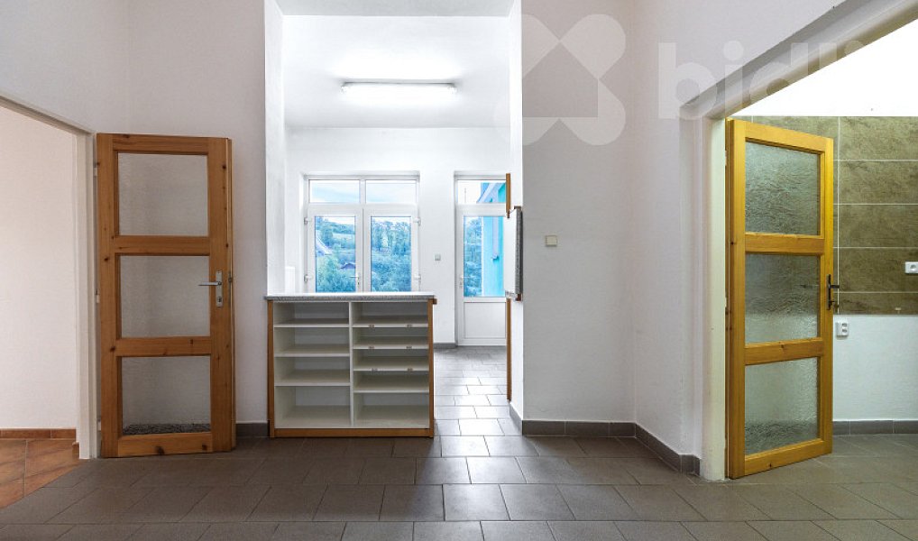 Prodej domu 670 m² s pozemkem 2 597 m², Dolní Kalná – náhled fotky 5