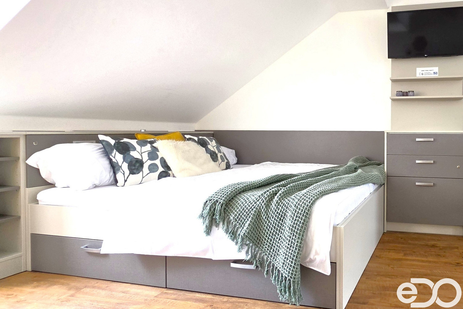 Zavedený apartmán 38 m² v Krušných horách – další
