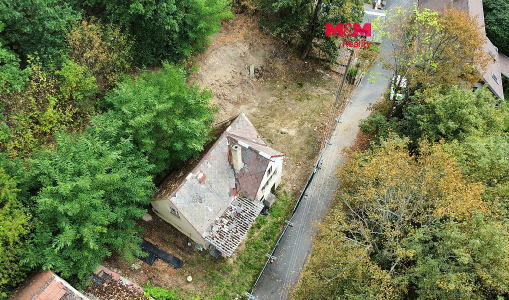 Prodej stavebního pozemku 360 m², Lomnice – fotka 1 z 17