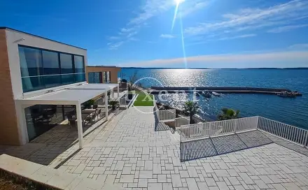 Prodej domu 357 m² s pozemkem 1 341 m², Zadar, Chorvatsko