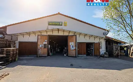 Pronájem skladovacích prostor 1 219 m², Holice - Roveňsko, okres Pardubice