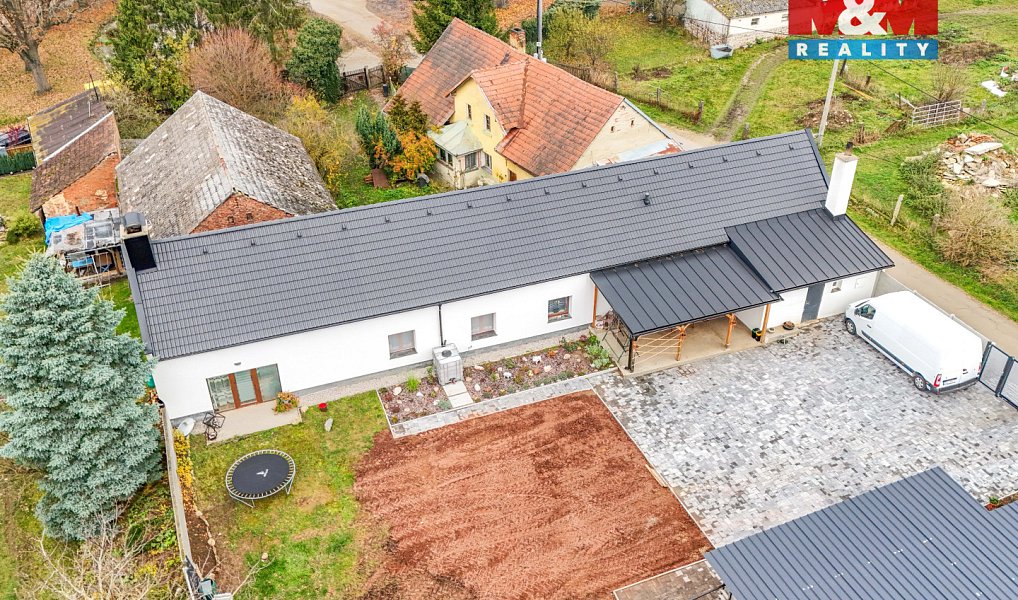 Prodej domu 252 m² s pozemkem 847 m², Planá – náhled fotky 30