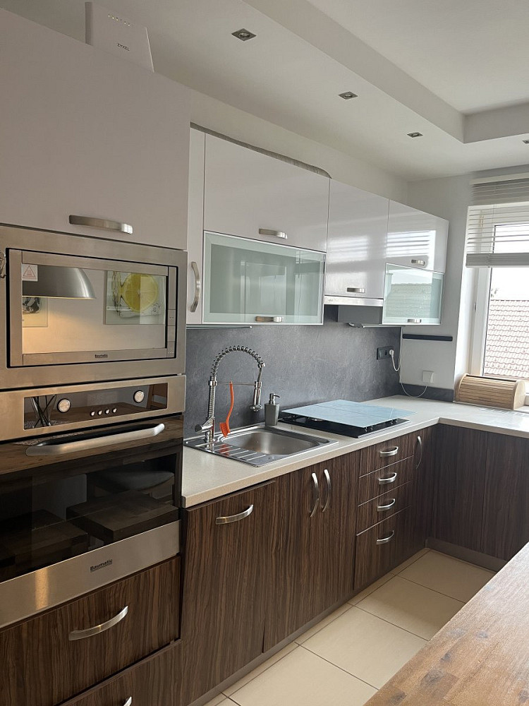 1-bed apartment, 68 m²