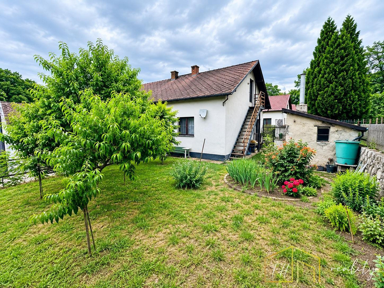 Prodej domu 90 m² s pozemkem 754 m²