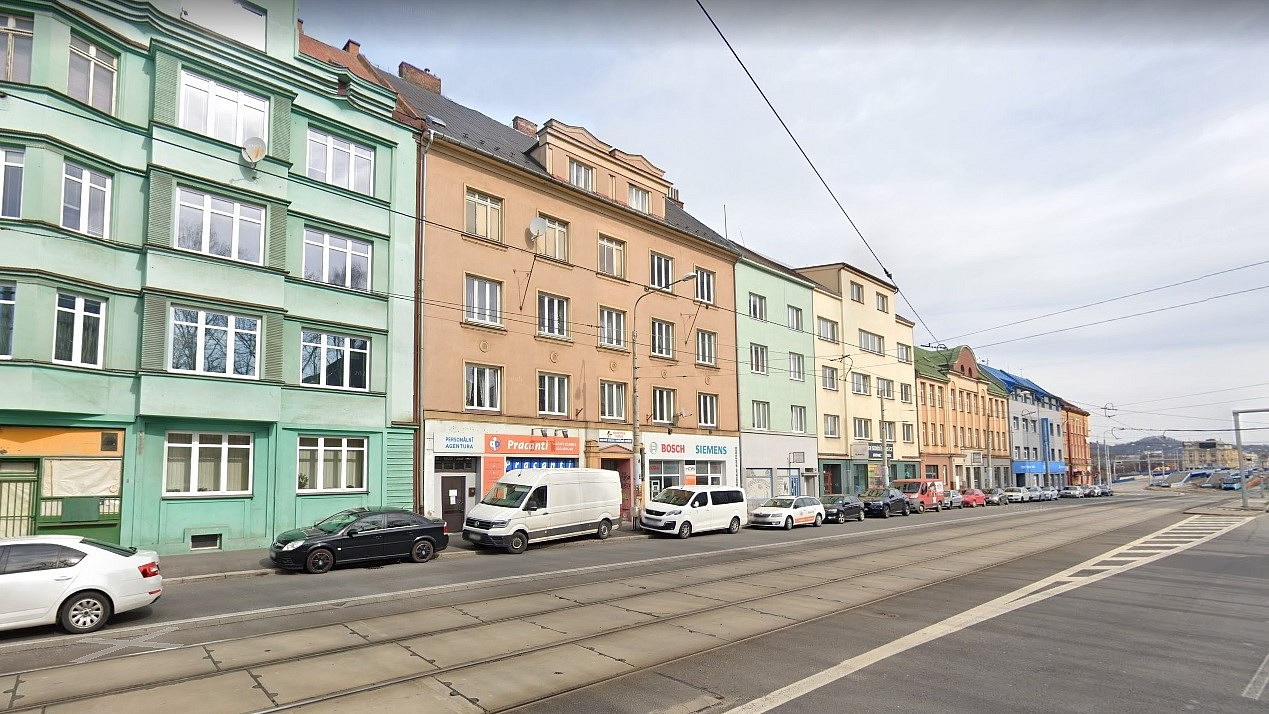 Pronájem bytu 2+1 76 m² – fotografie 3