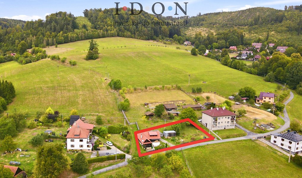 Prodej domu 130 m² s pozemkem 945 m², Oznice – náhled fotky 4
