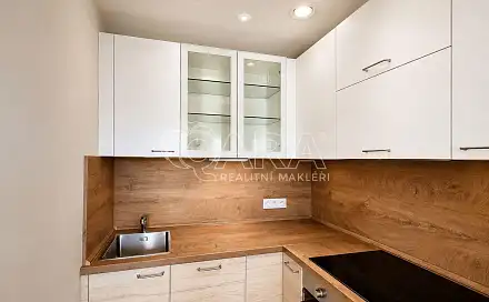 Pronájem bytu 2+kk 37 m²