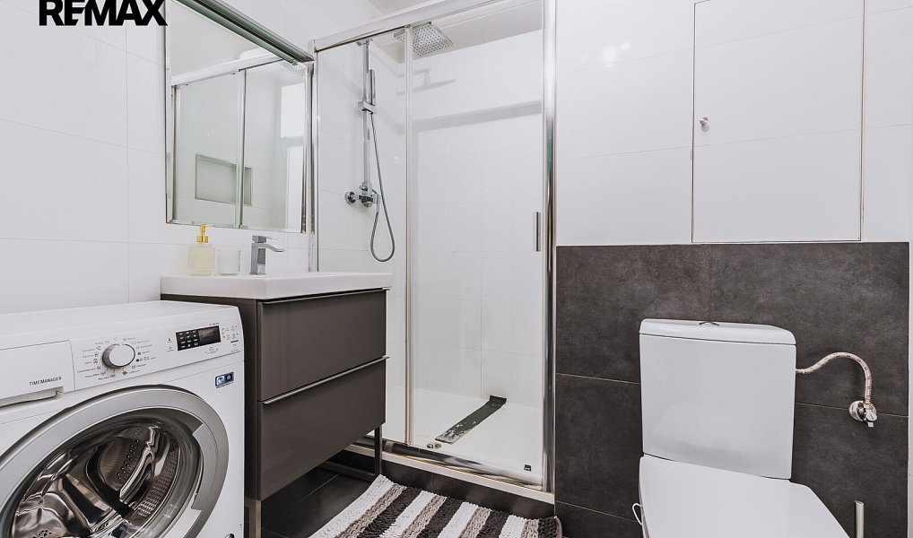Pronájem bytu 1+kk 35 m², Praha – náhled fotky 3