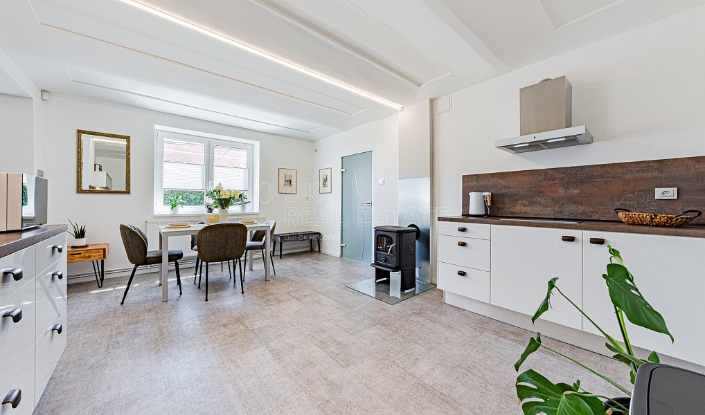 Prodej domu 138 m² s pozemkem 1 138 m², Svojšice – náhled fotky 3