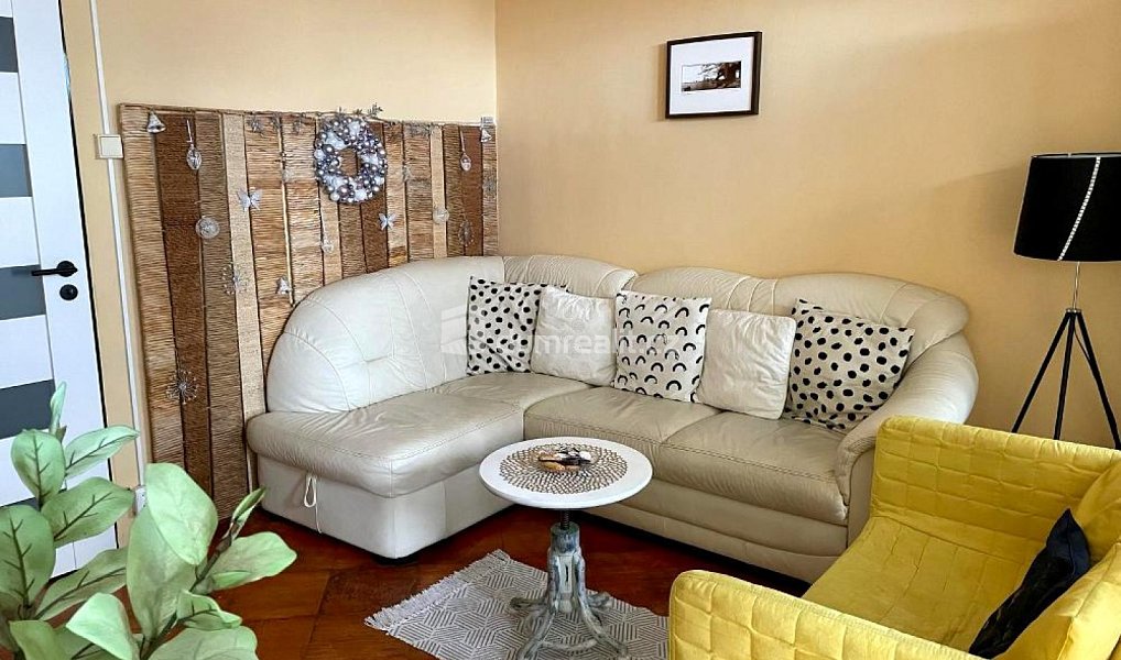 Prodej bytu 3+1 73 m², Praha – náhled fotky 2