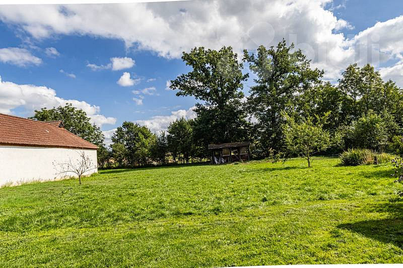 Prodej stavebního pozemku 1 500 m² – fotografie 3