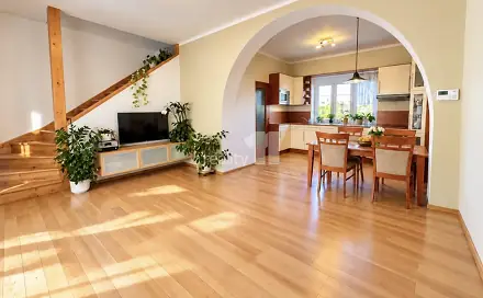 Prodej domu 140 m² s pozemkem 227 m², Odlehlá, Praha 9 - Vysočany