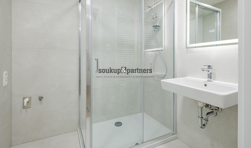 Prodej bytu 1+kk 37 m², Kladno – náhled fotky 9