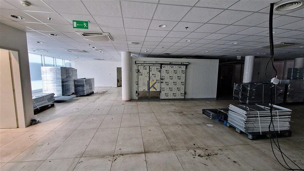 Pronájem obchodních prostor 346 m² — photo 3