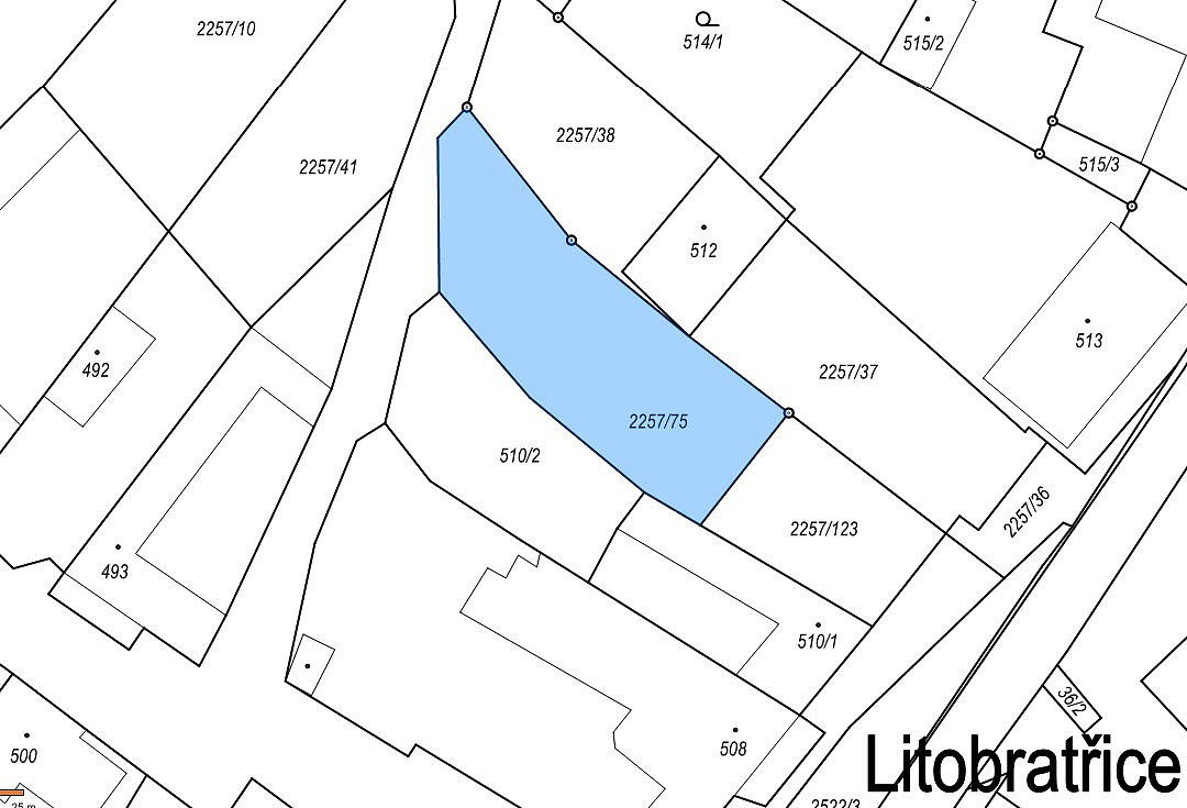 Prodej stavebního pozemku 734 m² – fotografie 5