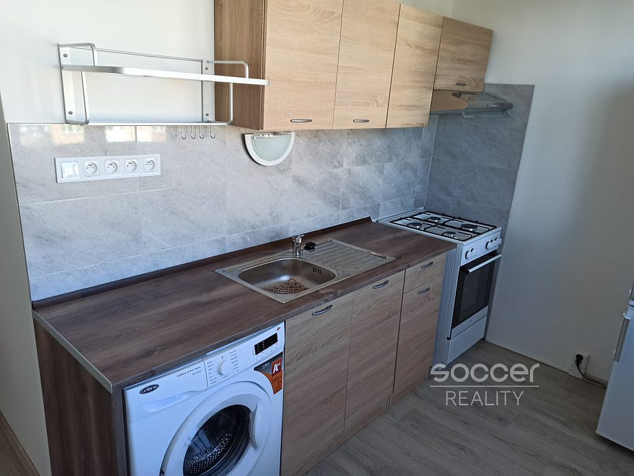 Pronájem bytu 2+1 52 m² – fotografie 4