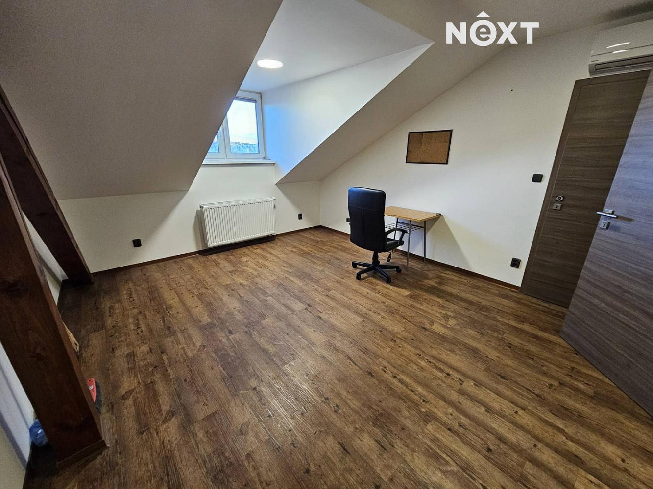 Pronájem kanceláře 12 m² — photo 3