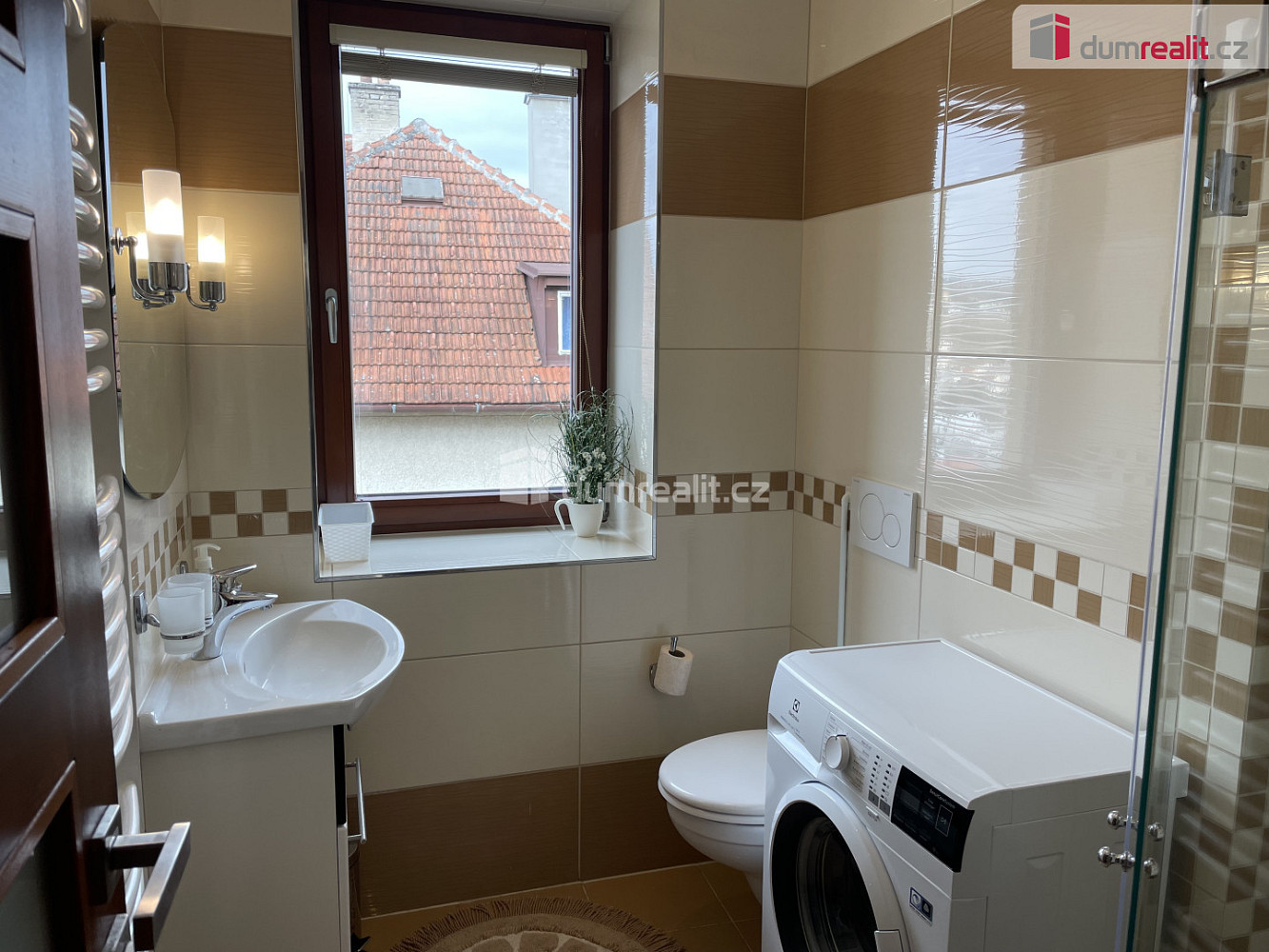 Pronájem bytu 2+kk 44 m² – fotografie 3