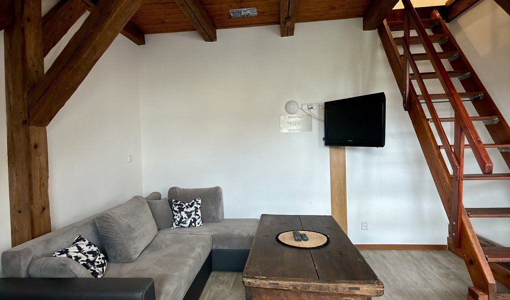 Prodej domu 180 m² s pozemkem 106 m², Černá v Pošumaví – náhled fotky 6