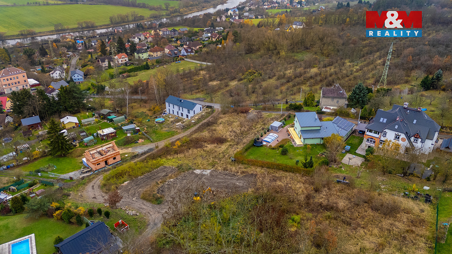 Prodej stavebního pozemku 1 477 m² – fotografie 3