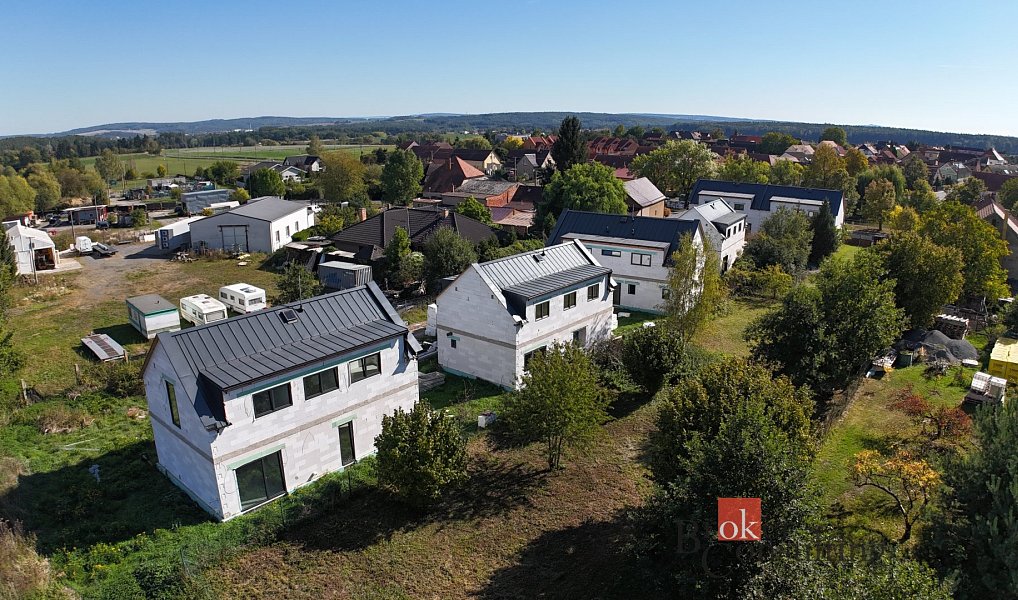 Prodej domu 165 m² s pozemkem 349 m², Zruč-Senec – náhled fotky 8