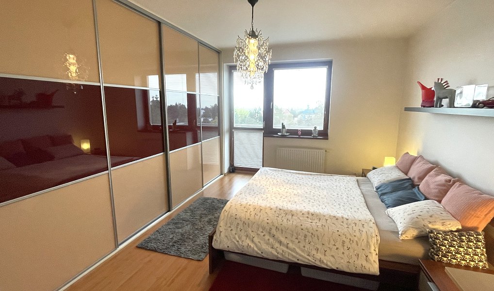 Prodej bytu 3+kk 95 m², Jesenice – náhled fotky 14