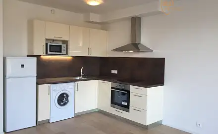 Pronájem bytu 1+kk 34 m²