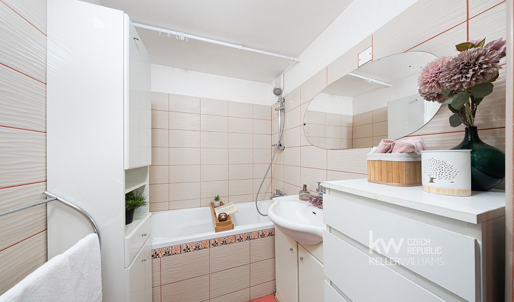 Prodej bytu 3+kk 55 m², Praha – náhled fotky 16