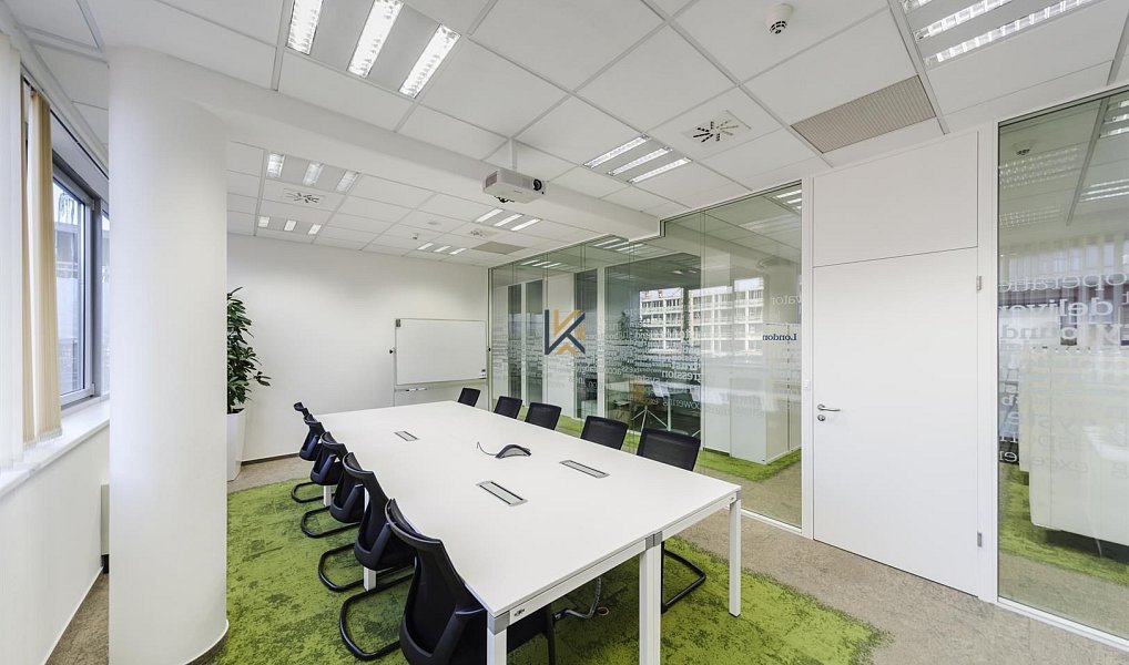 Pronájem kanceláře 1 255 m², Praha – náhled fotky 2