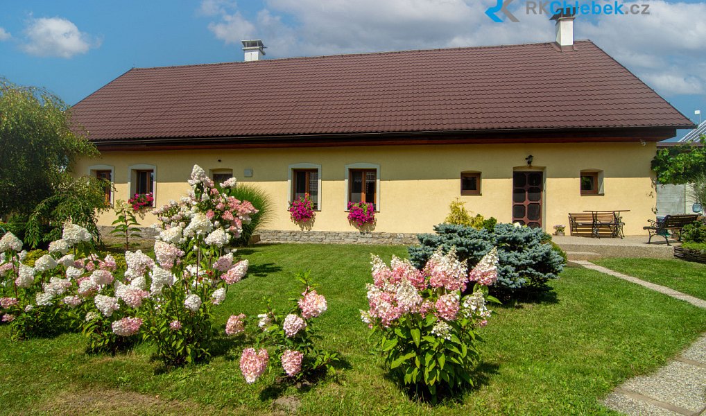 Prodej domu 283 m² s pozemkem 2 549 m², Kozlovice – náhled fotky 10