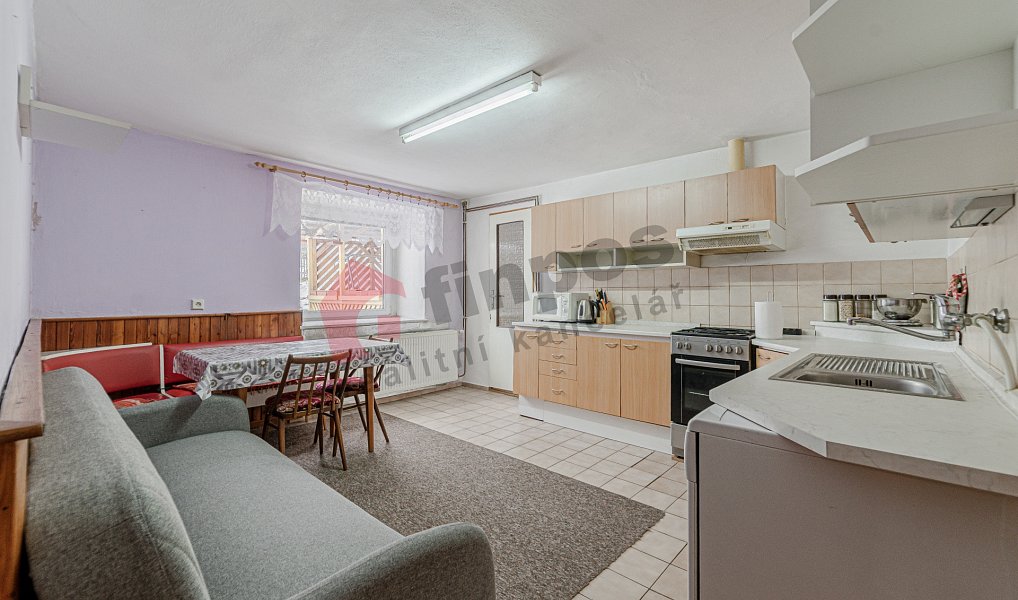 Prodej domu 150 m² s pozemkem 1 194 m², Čaková – náhled fotky 15