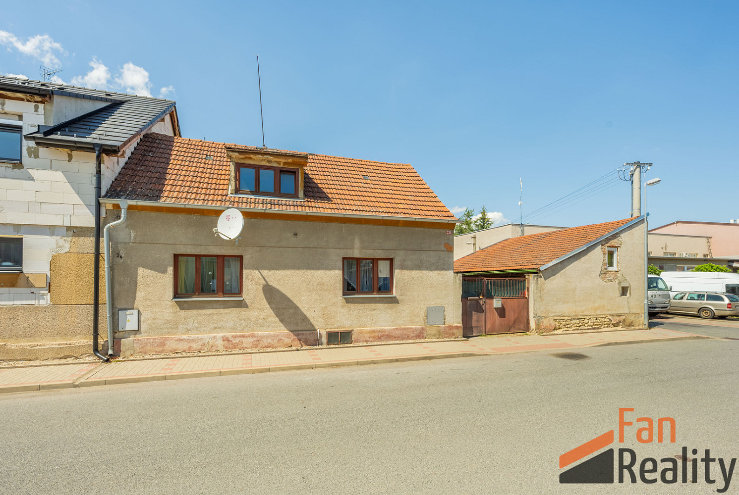 Prodej domu 218 m² s pozemkem 445 m²