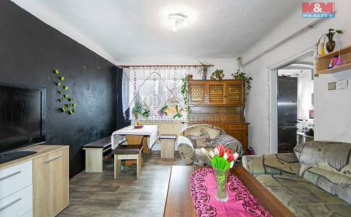 Prodej domu 81 m² s pozemkem 168 m², náměstí Míru, Poběžovice, okres Domažlice