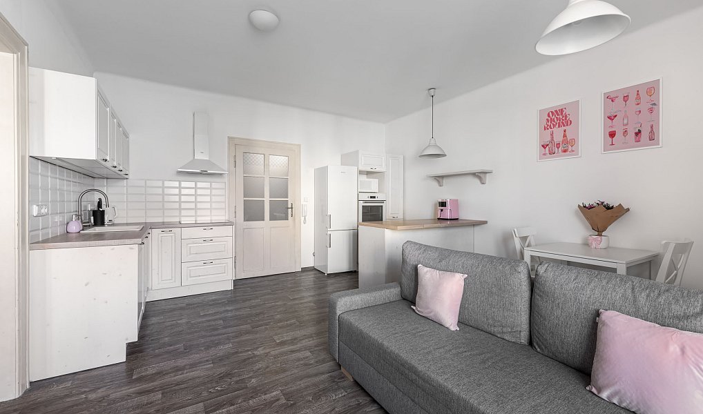 Prodej bytu 2+kk 66 m², Praha – náhled fotky 2