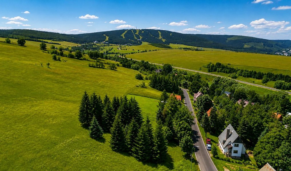 Prodej stavebního pozemku 1 279 m², Loučná pod Klínovcem – náhled fotky 9