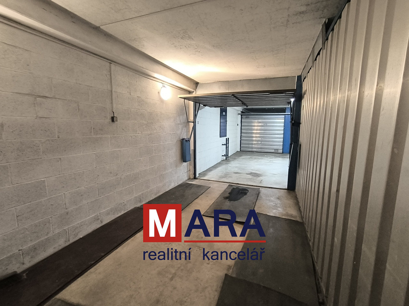 Prodej garáže 14 m2, Olomouc - Neředín