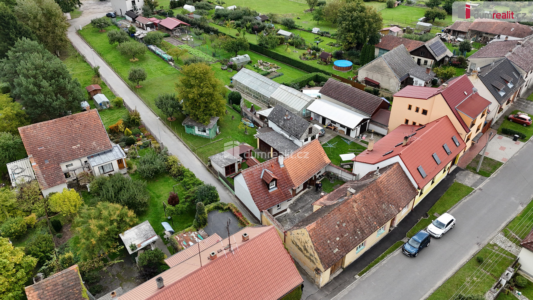 Prodej domu 140 m² s pozemkem 1 730 m² — photo 2