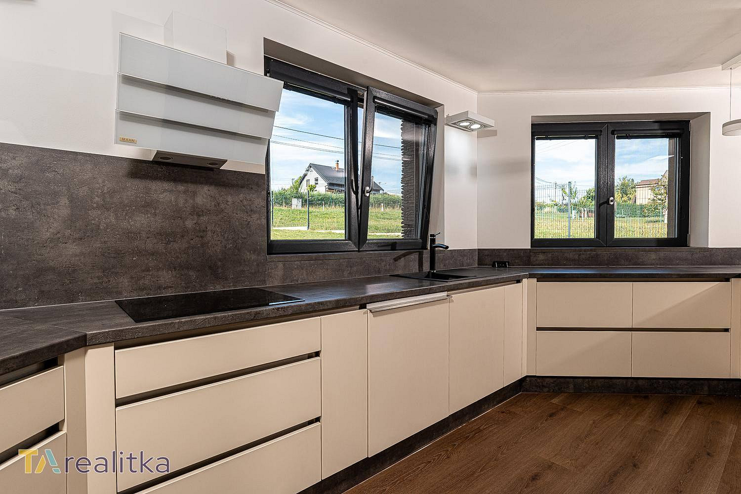 Prodej domu 125 m² s pozemkem 3 774 m² – fotografie 5