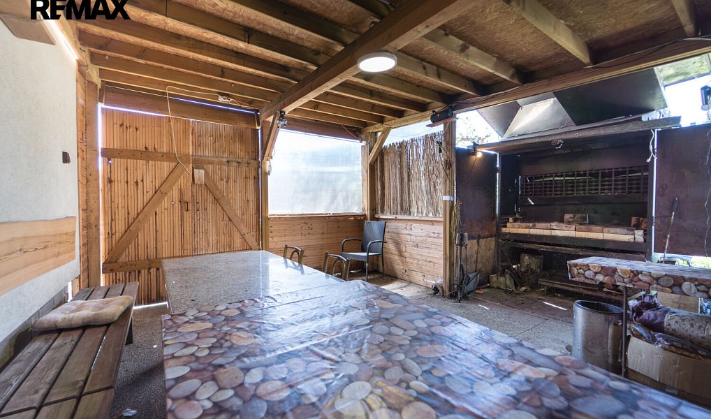 Prodej domu 240 m² s pozemkem 1 897 m², Podlesí – náhled fotky 27