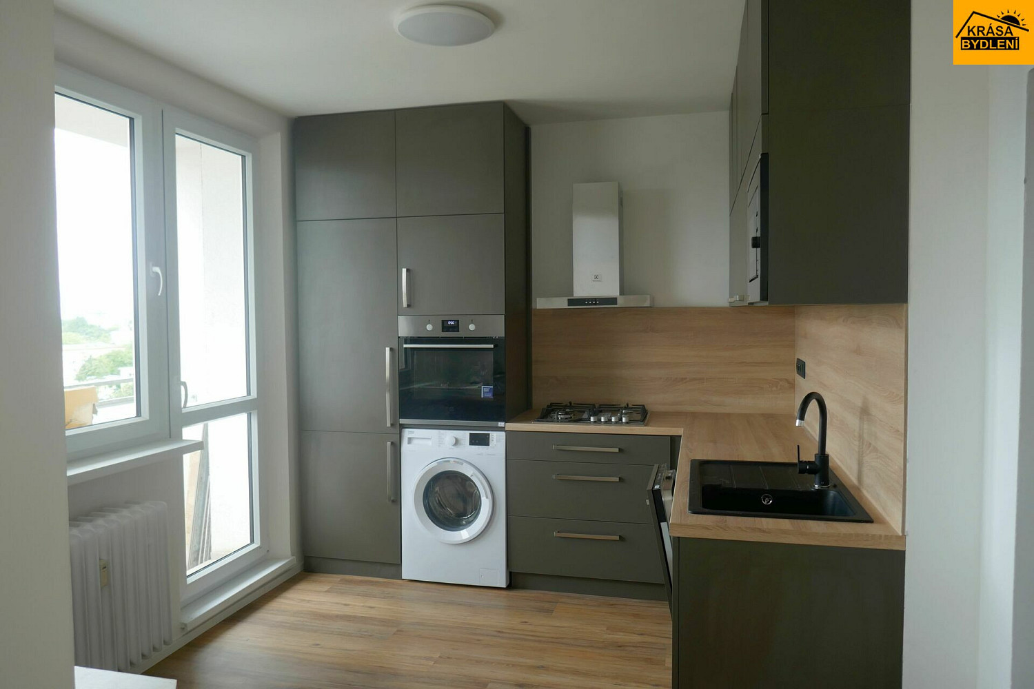Pronájem bytu 1+1 37 m² — photo 3