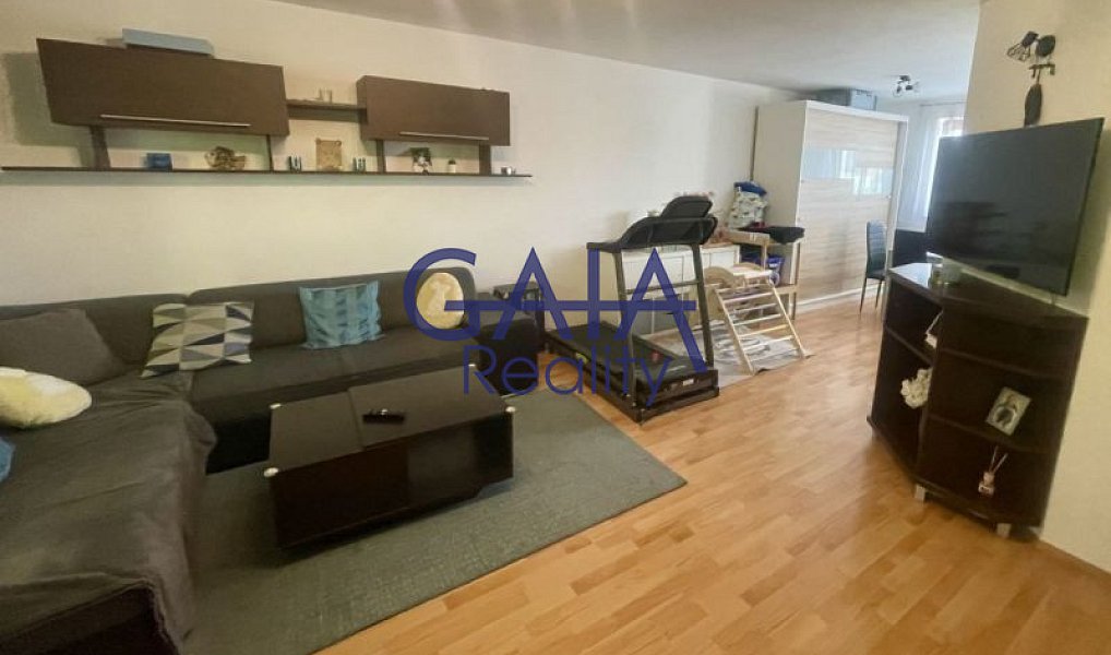 Prodej domu 188 m² s pozemkem 272 m², Kostelec – náhled fotky 4