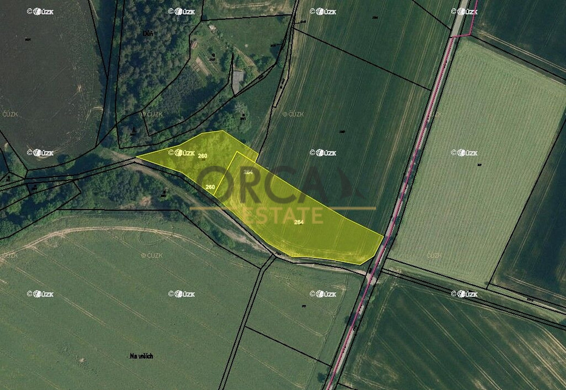 Prodej pole 7 136 m²