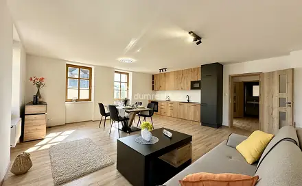 Prodej bytu 2+kk 60 m², náměstí Sv. Vavřince, Horní Blatná, okres Karlovy Vary