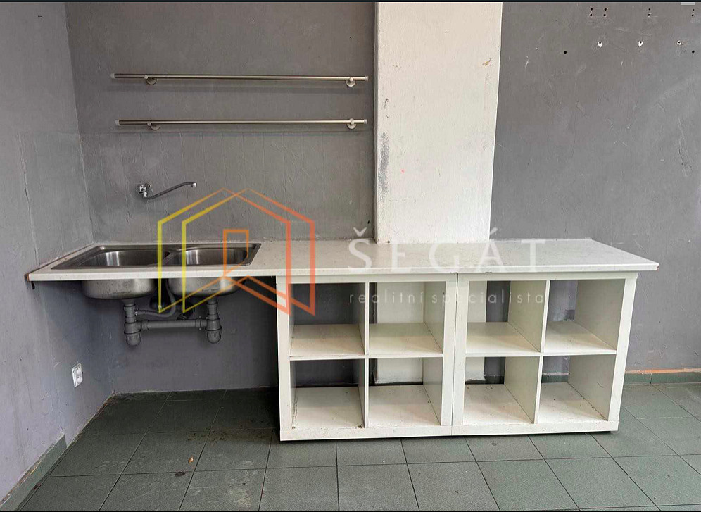 Pronájem obchodních prostor 19 m² – fotografie 4